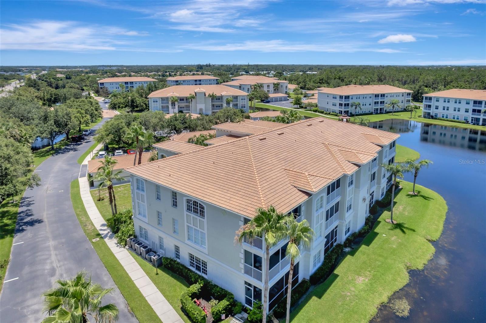 Image 34 of 40 For 1000 San Lino Circle 1034