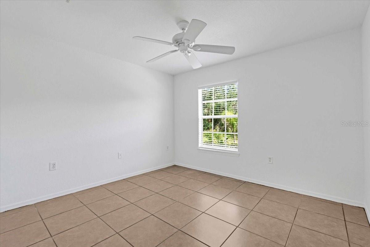 Image 19 of 22 For 7417 Vista Way 108