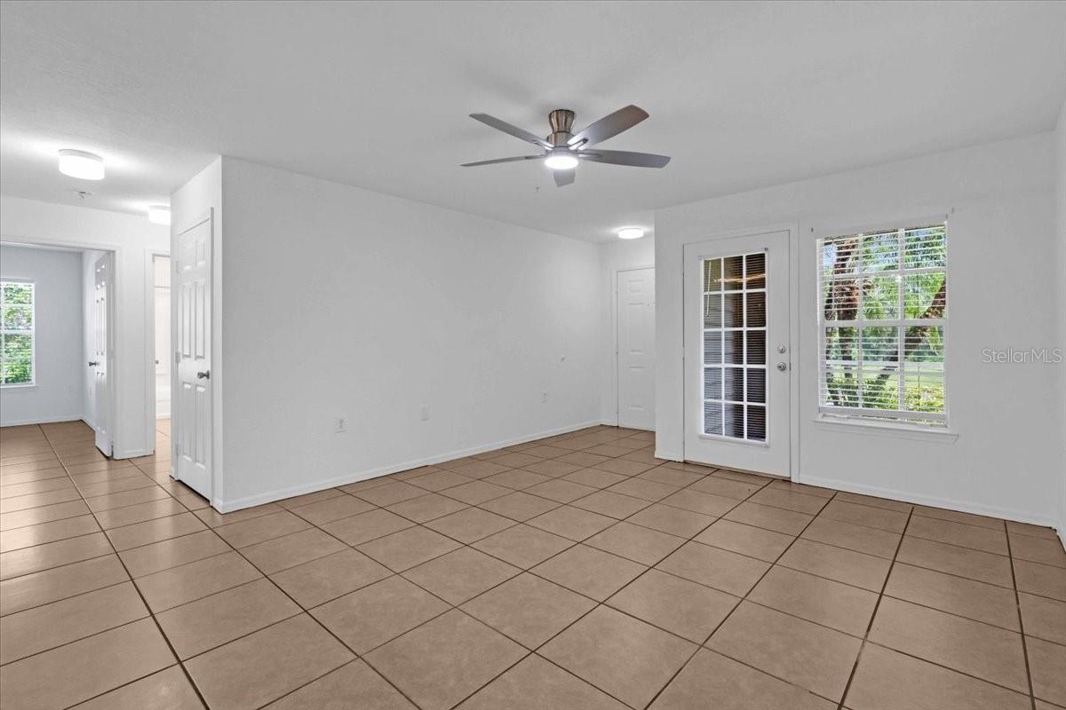 Image 6 of 22 For 7417 Vista Way 108