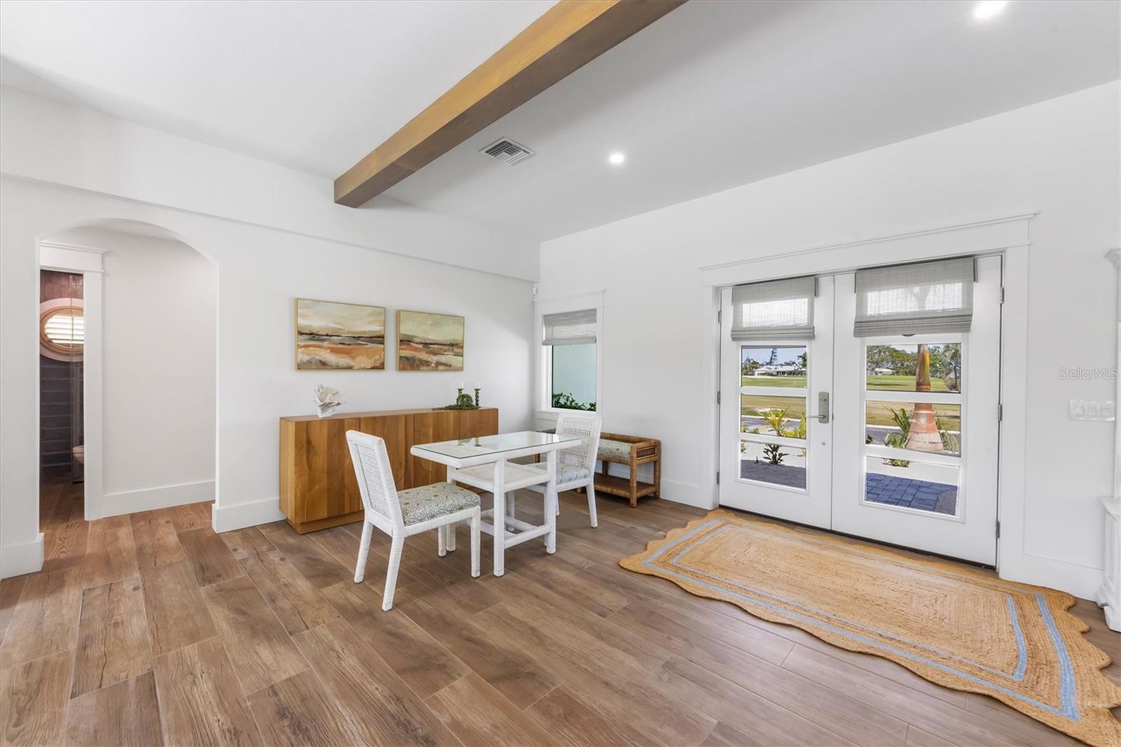Image 13 of 45 For 605 Ivanhoe Lane