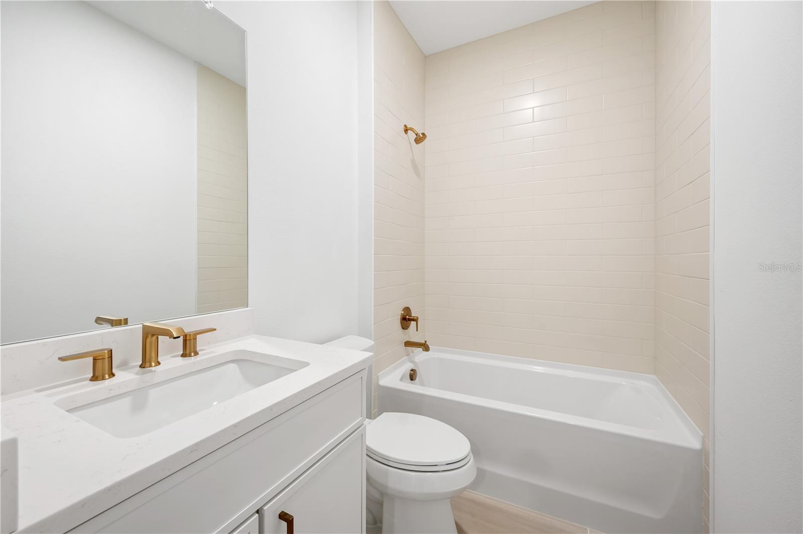 Image 38 of 41 For 9992 Key Haven Road