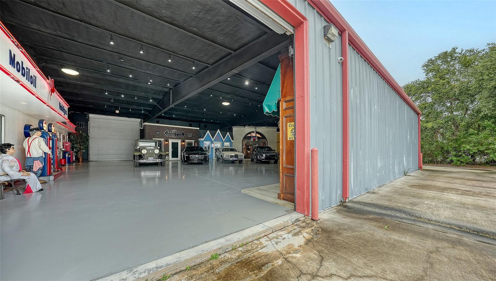 Image 2 of 74 For 2111 Whitfield Park Drive