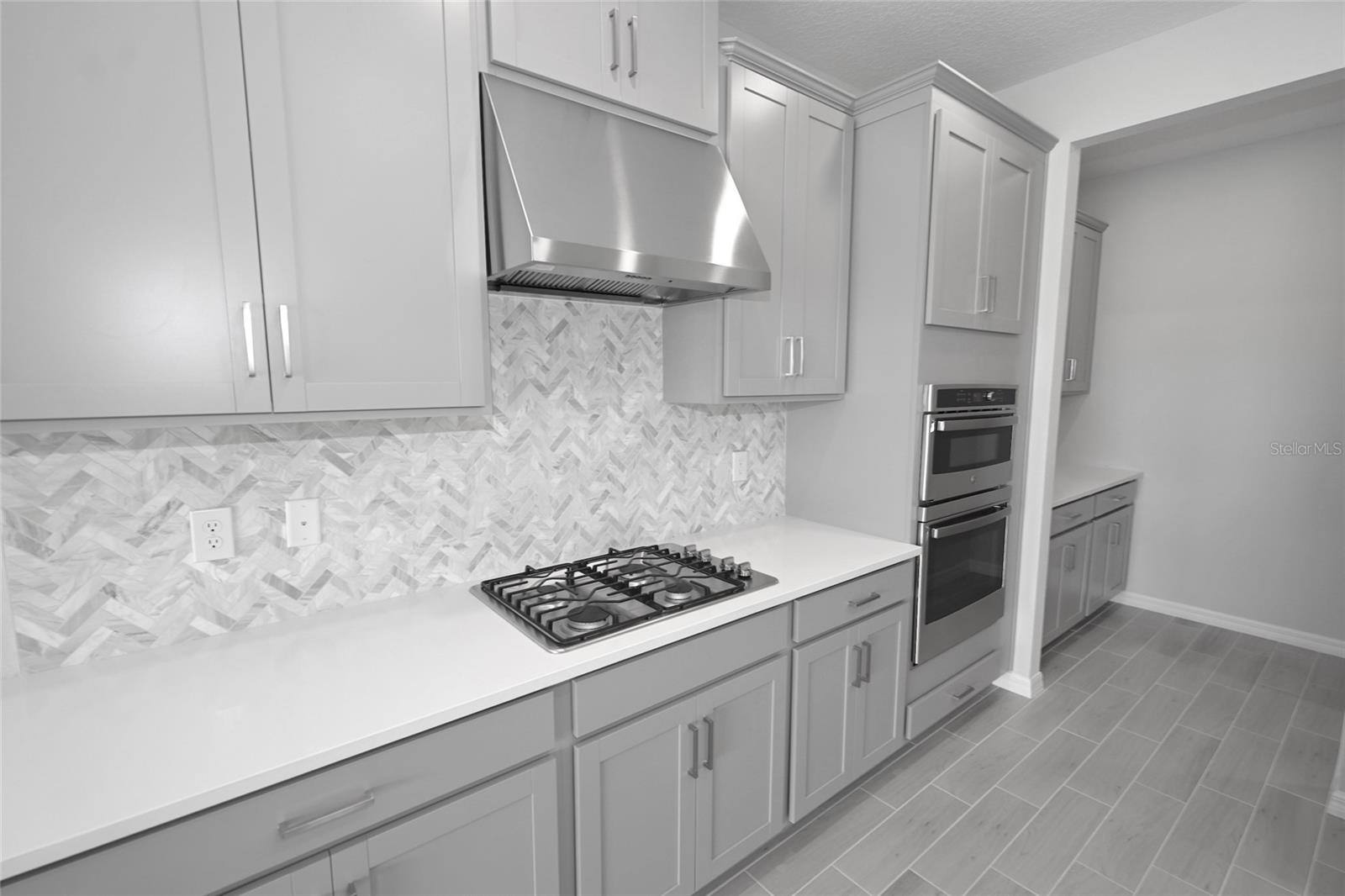Image 12 of 45 For 5652 Blue Reef Place