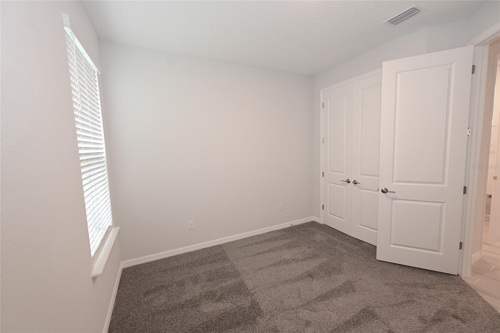 Image 28 of 45 For 5652 Blue Reef Place