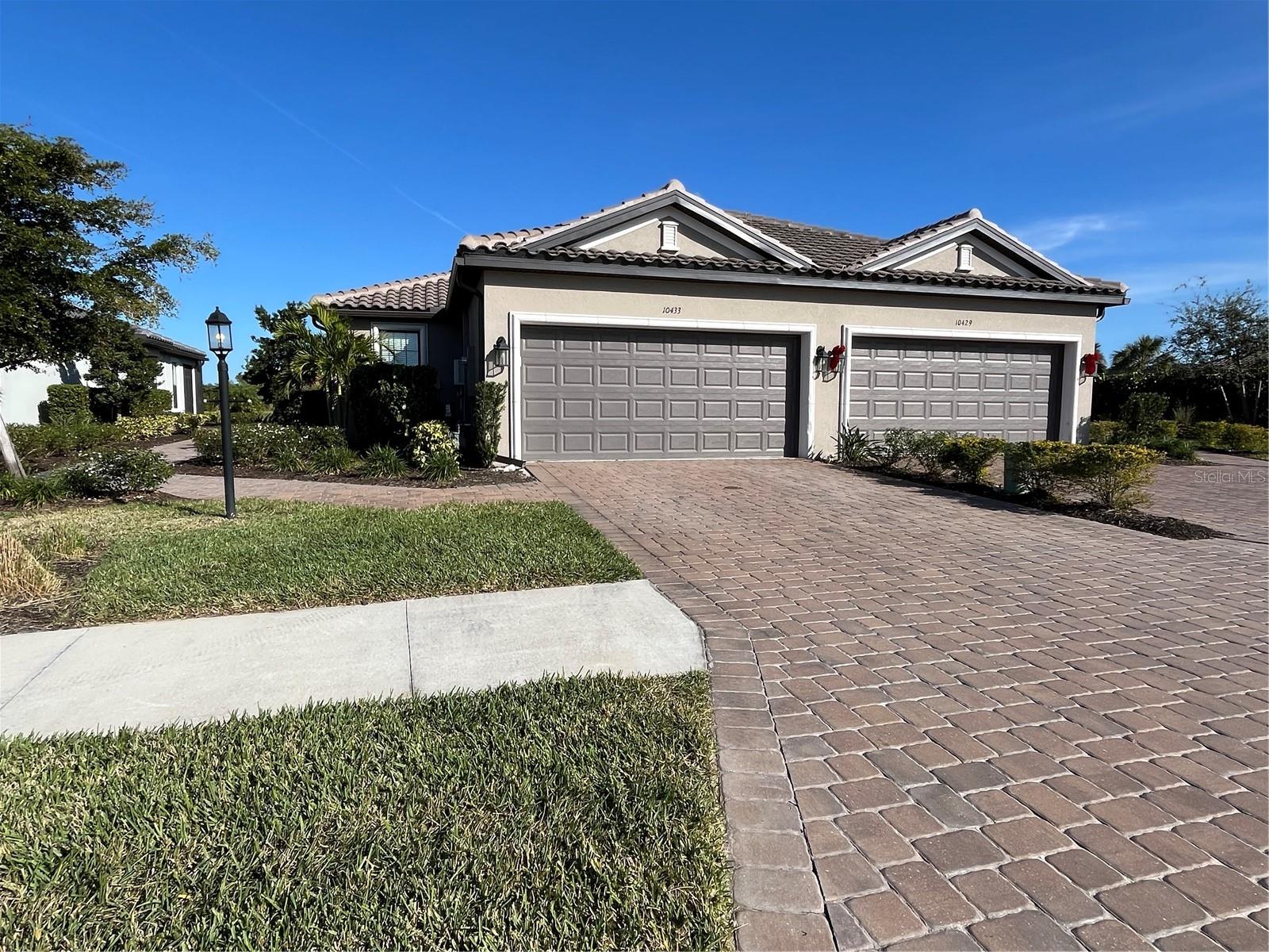Details for 10433 Morning Mist Lane, SARASOTA, FL 34241