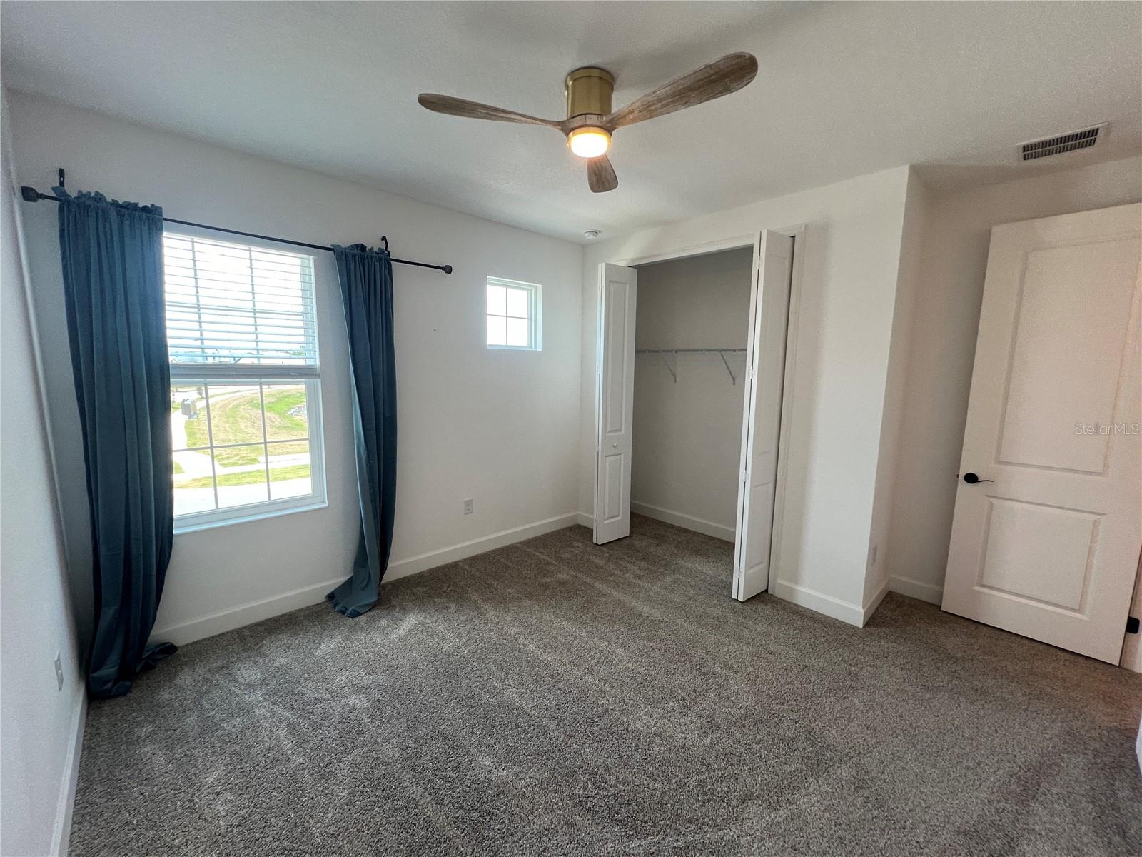 Image 18 of 22 For 931 Signet Drive