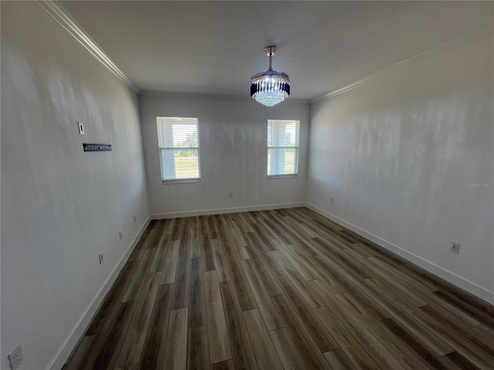 Image 9 of 22 For 931 Signet Drive