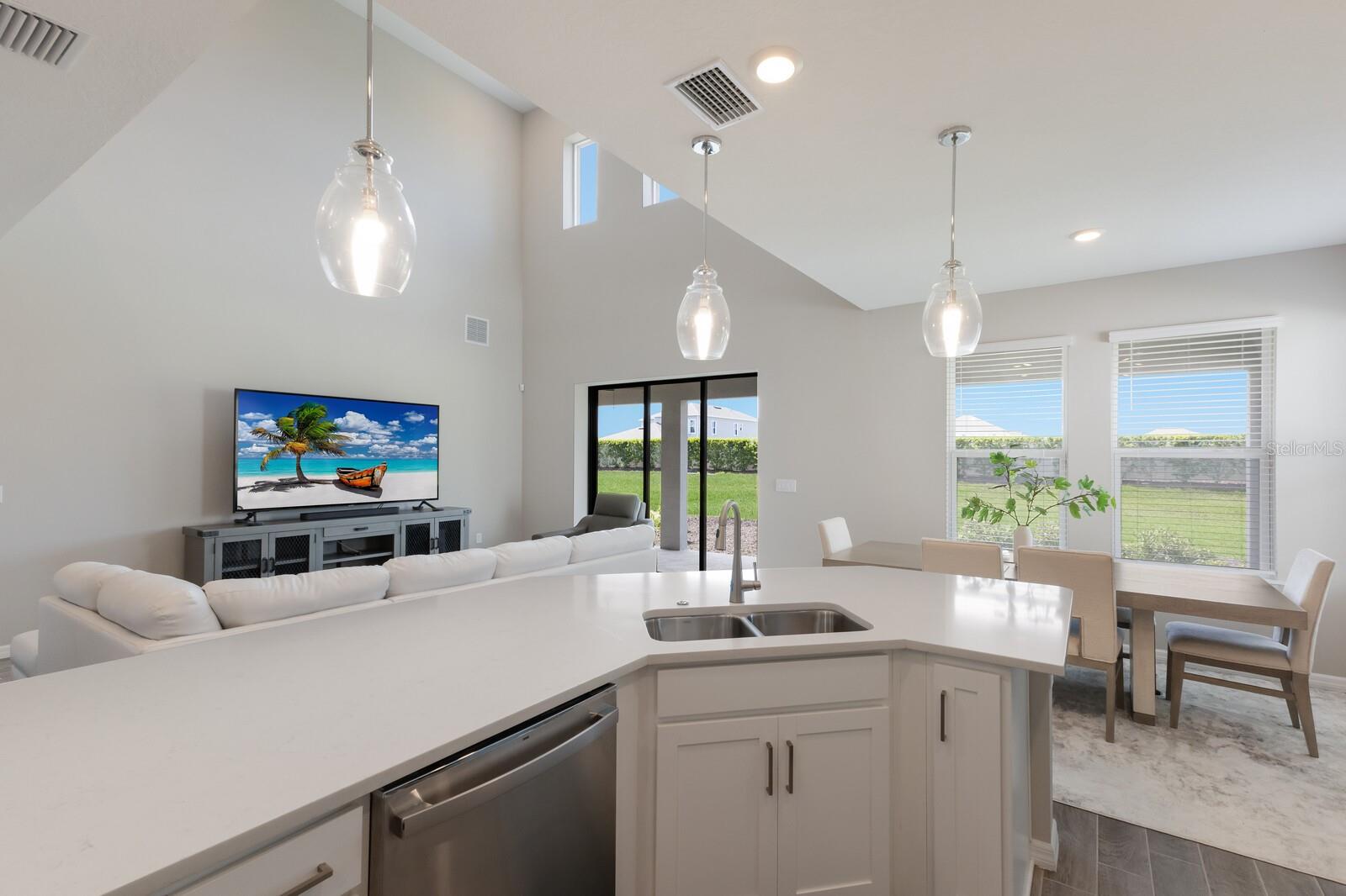 Image 13 of 88 For 9312 Tequila Sunrise Drive