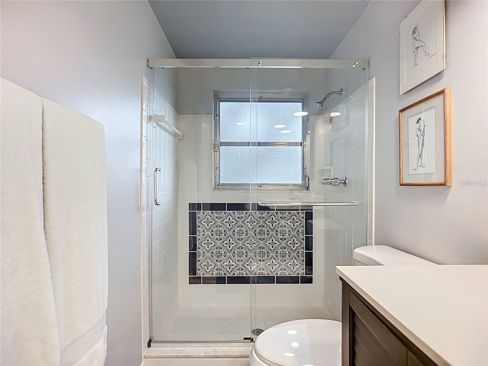 Image 15 of 45 For 408 67th Avenue W