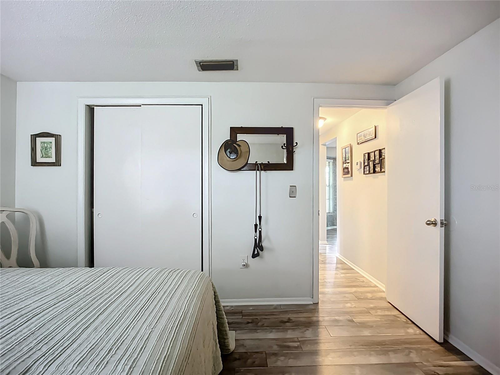Image 17 of 45 For 408 67th Avenue W