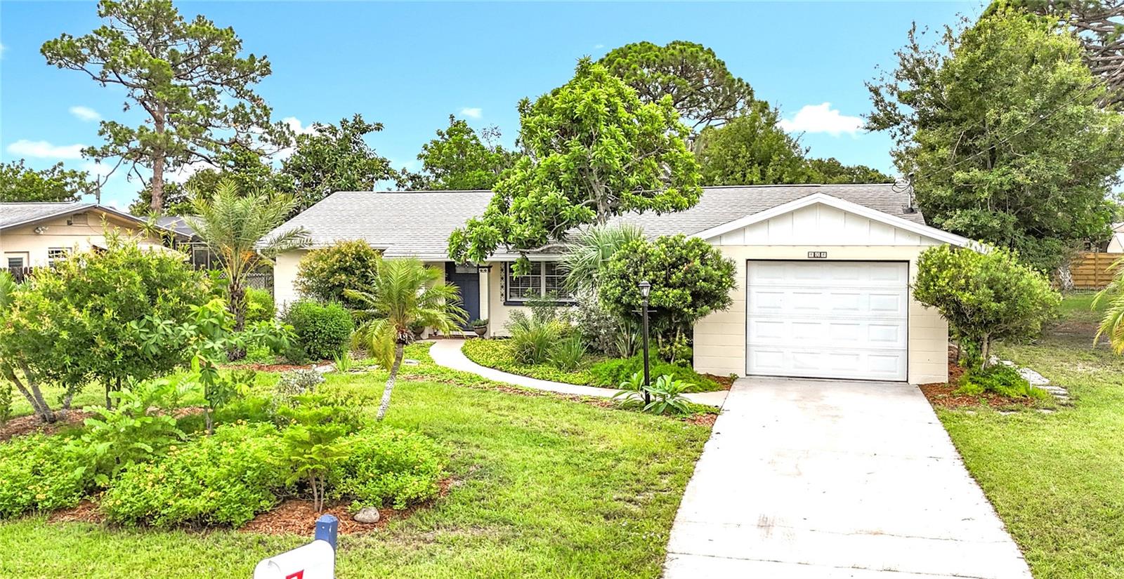 Image 2 of 45 For 408 67th Avenue W