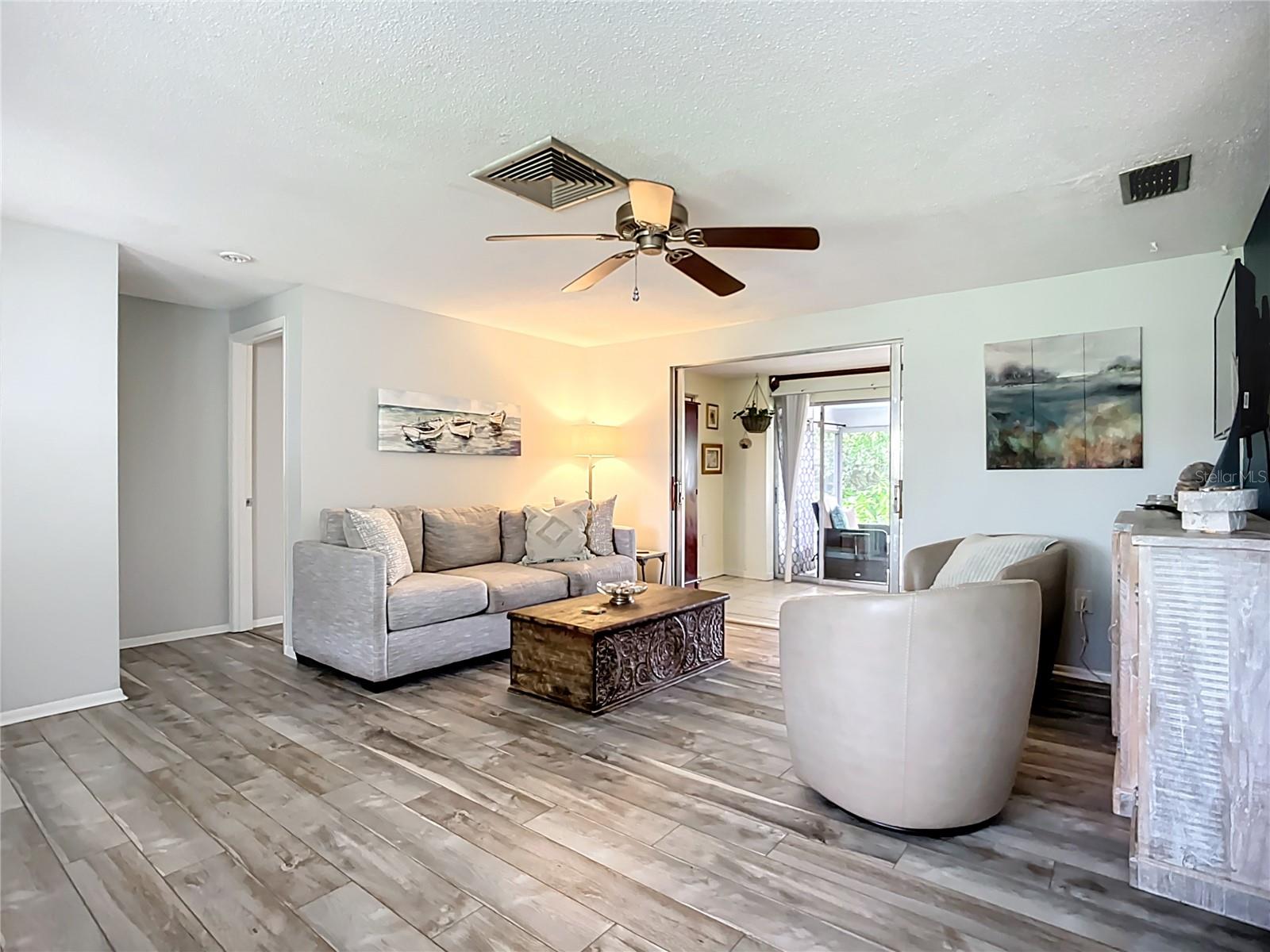 Image 8 of 45 For 408 67th Avenue W