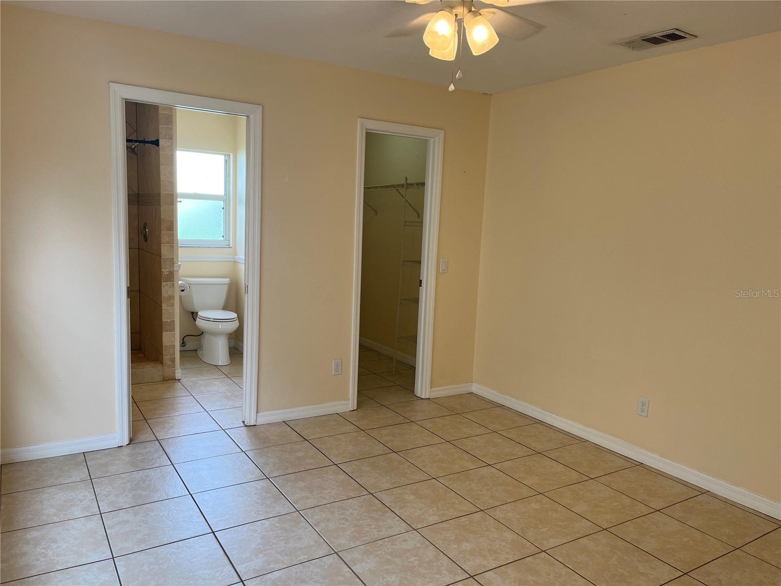 Image 11 of 20 For 11027 2nd Avenue E
