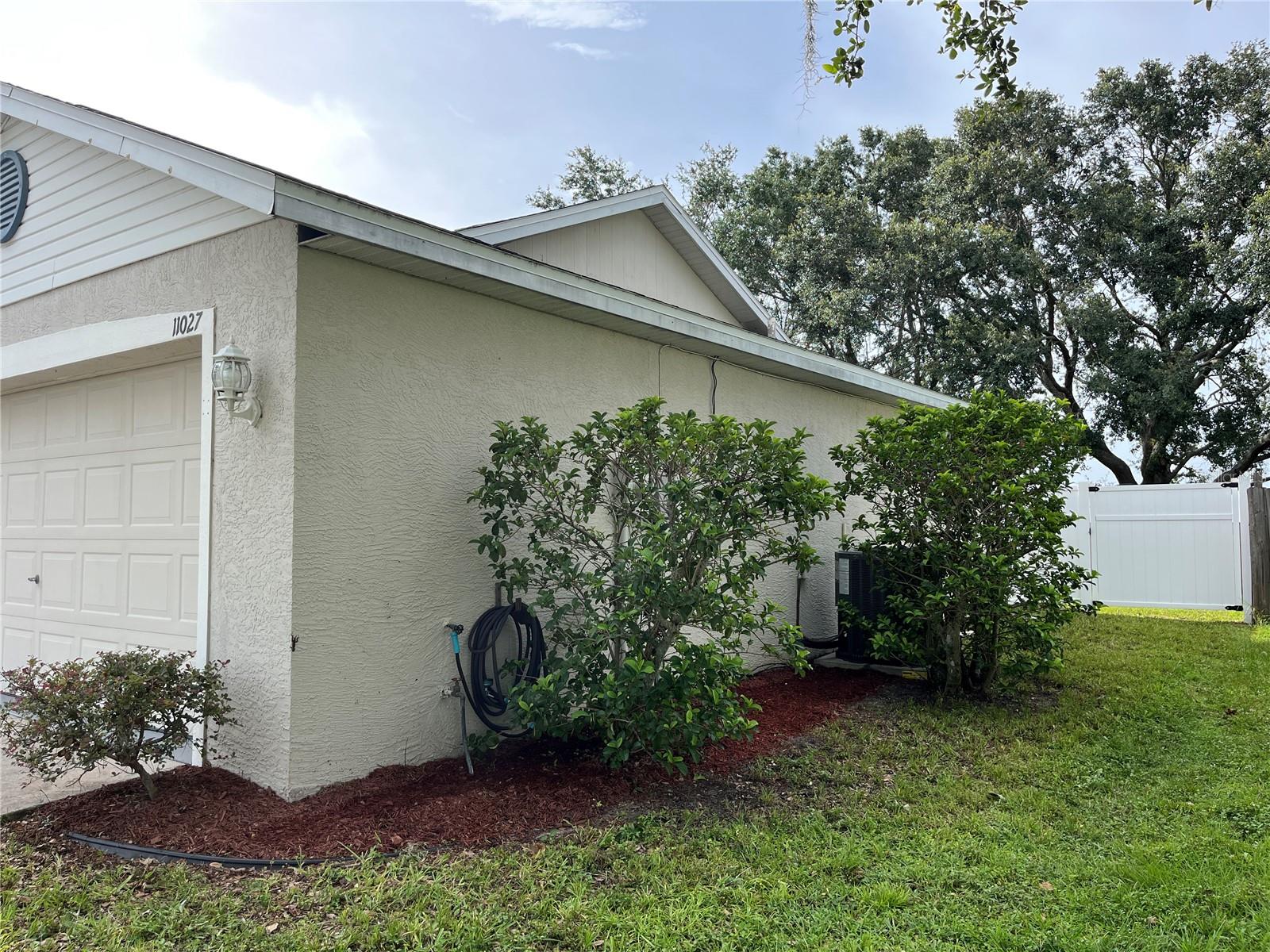 Image 2 of 20 For 11027 2nd Avenue E