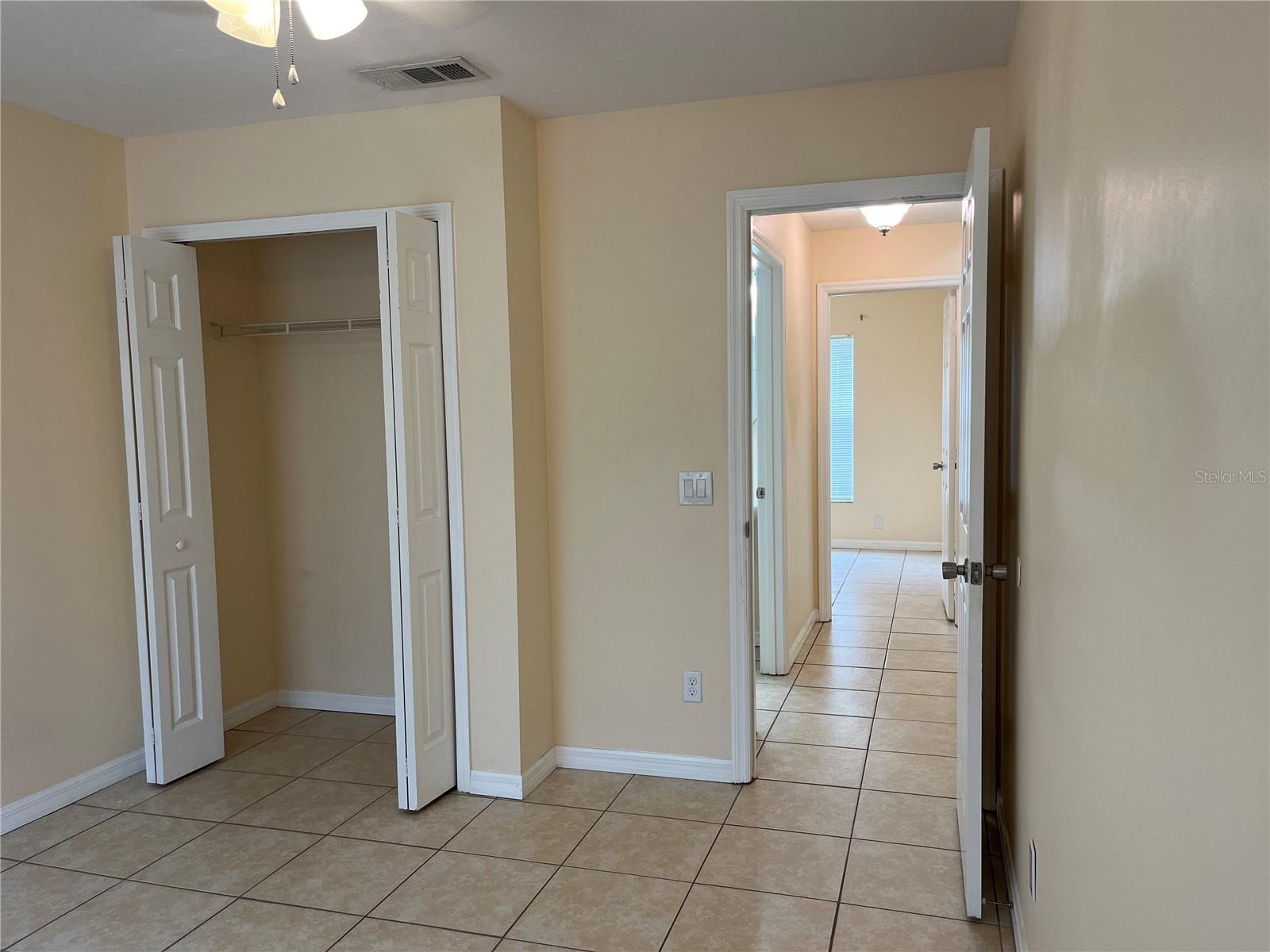 Image 4 of 20 For 11027 2nd Avenue E