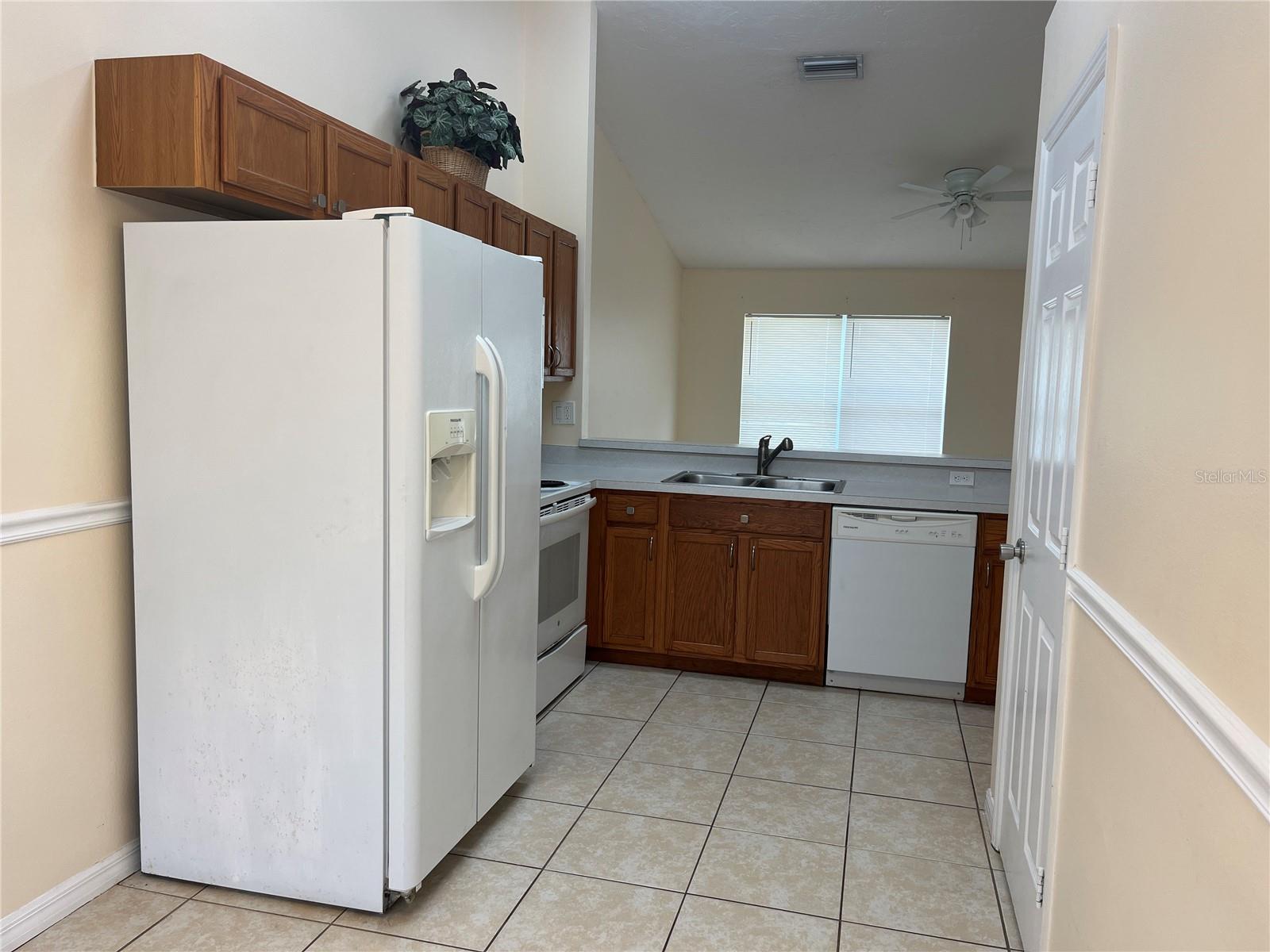 Image 7 of 20 For 11027 2nd Avenue E