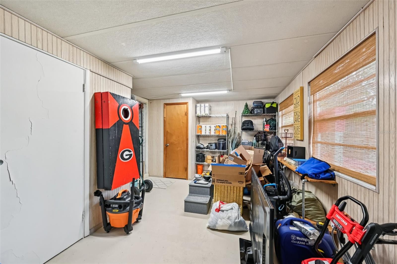 Image 27 of 39 For 6002 34th Avenue W