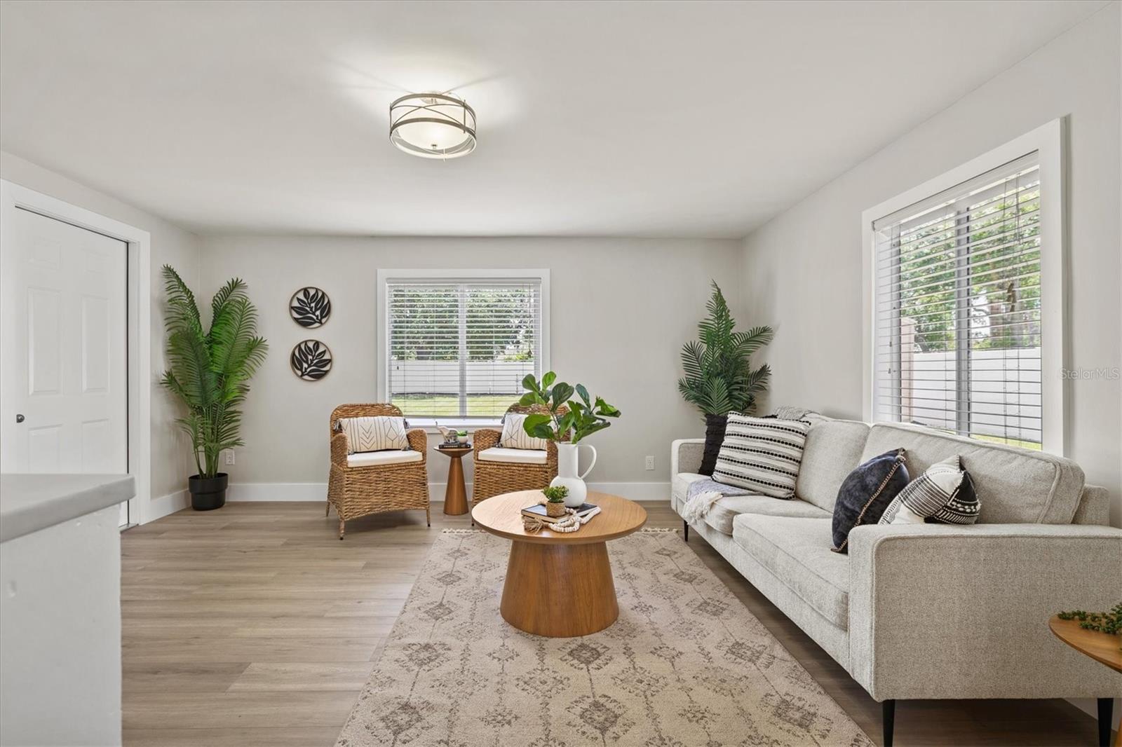 Image 15 of 74 For 2432 Aspinwall Street