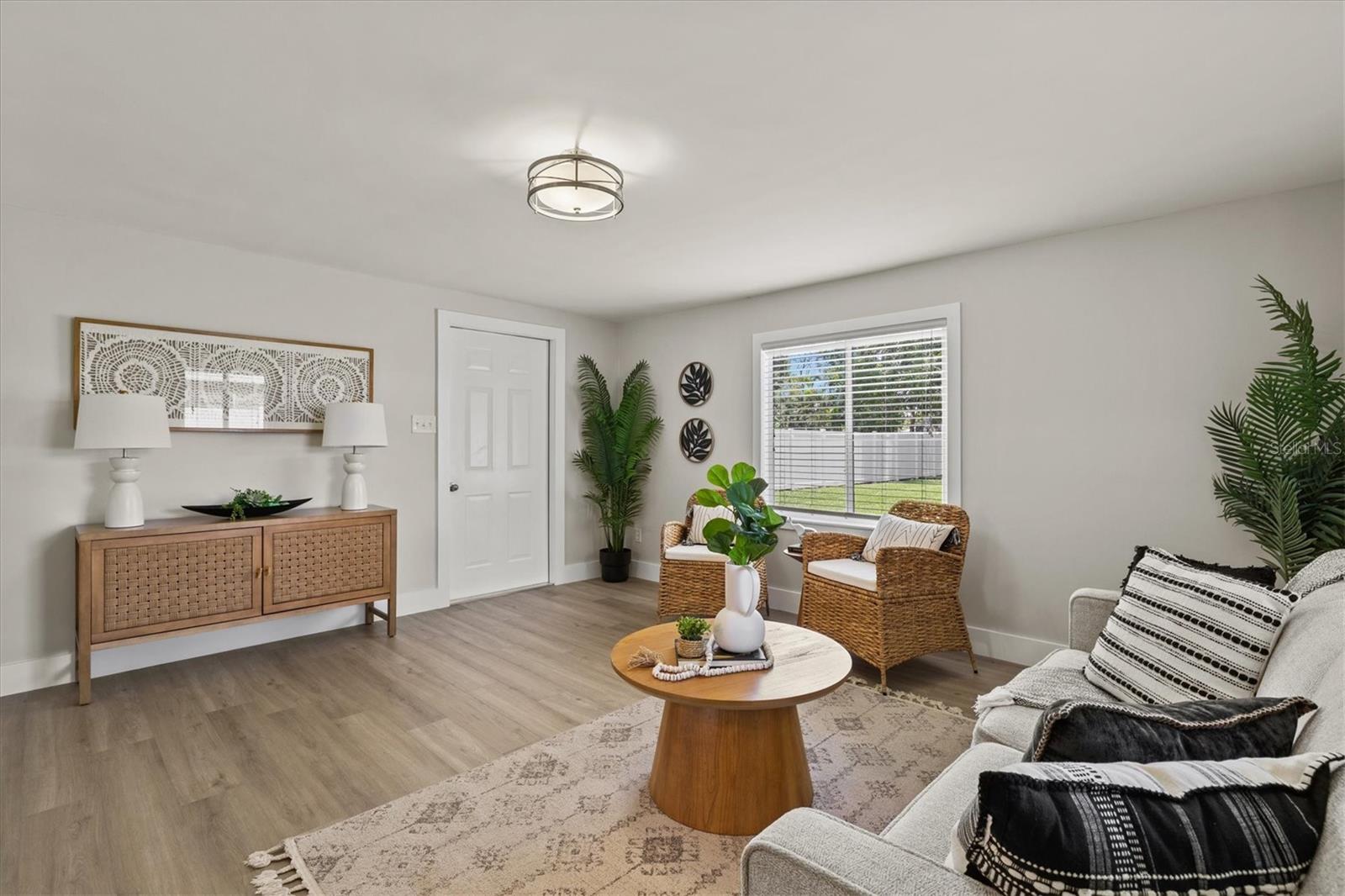 Image 16 of 74 For 2432 Aspinwall Street