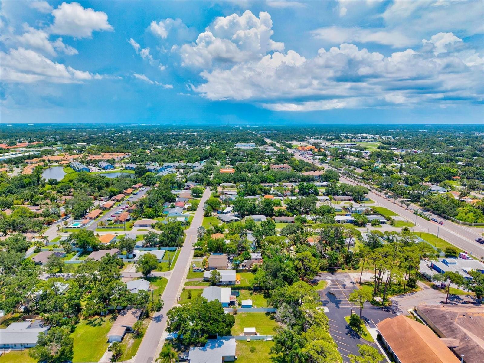 Image 53 of 74 For 2432 Aspinwall Street