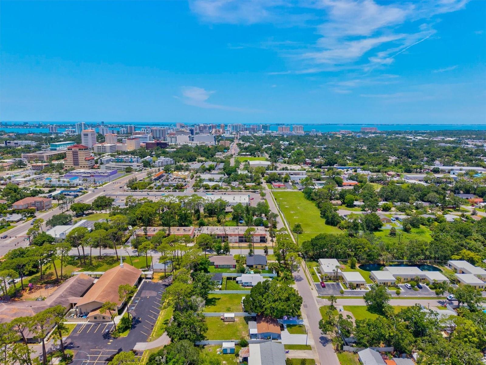 Image 55 of 74 For 2432 Aspinwall Street