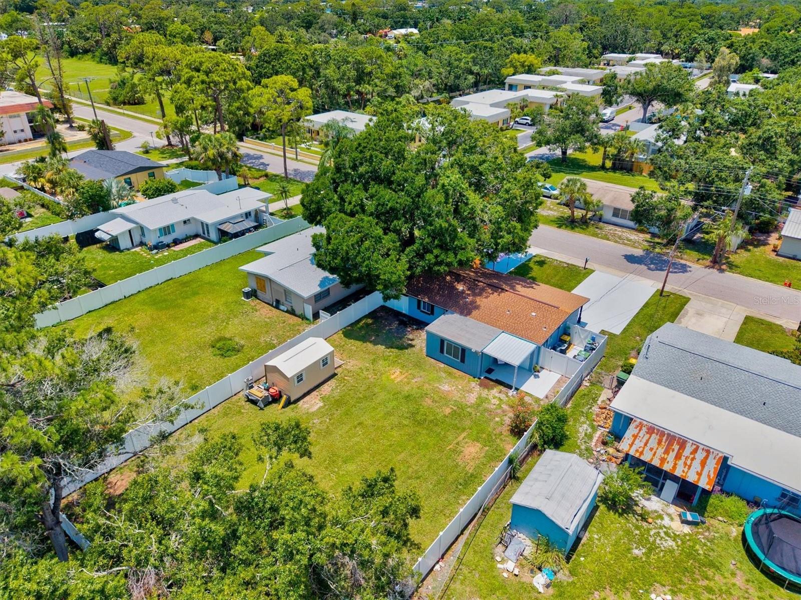 Image 56 of 74 For 2432 Aspinwall Street