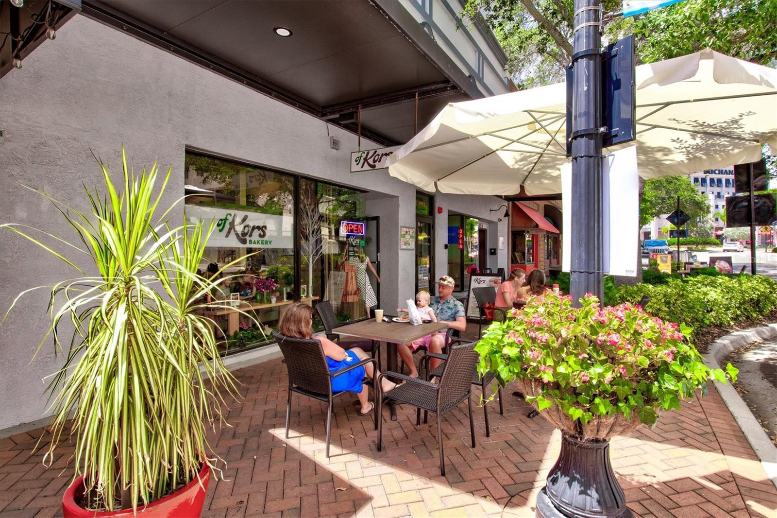 Image 59 of 74 For 2432 Aspinwall Street