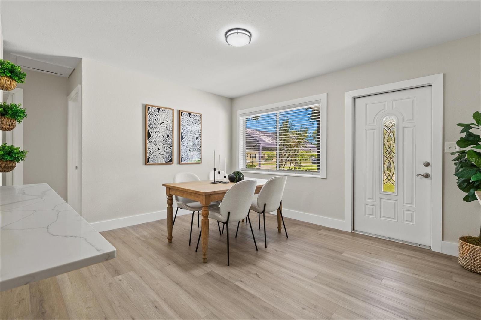 Image 6 of 74 For 2432 Aspinwall Street