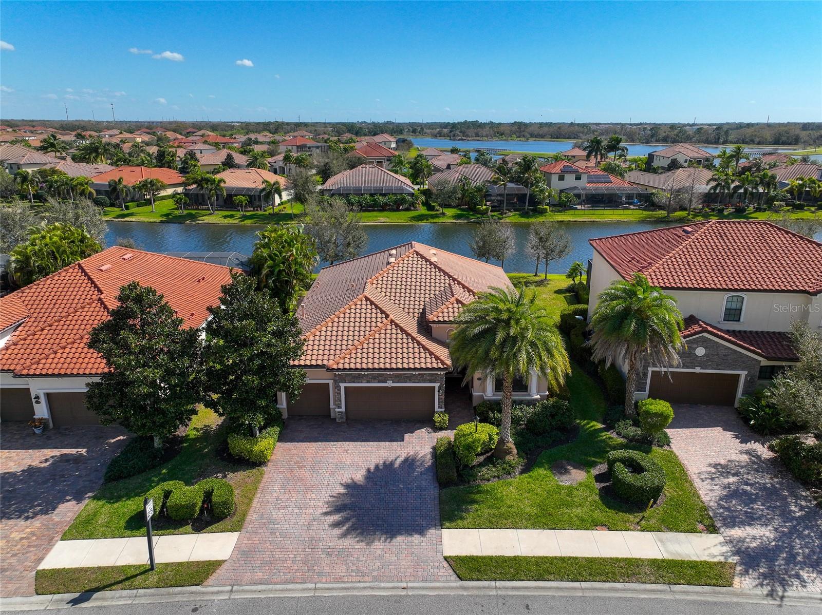 Image 4 of 51 For 13026 Ramblewood Trail