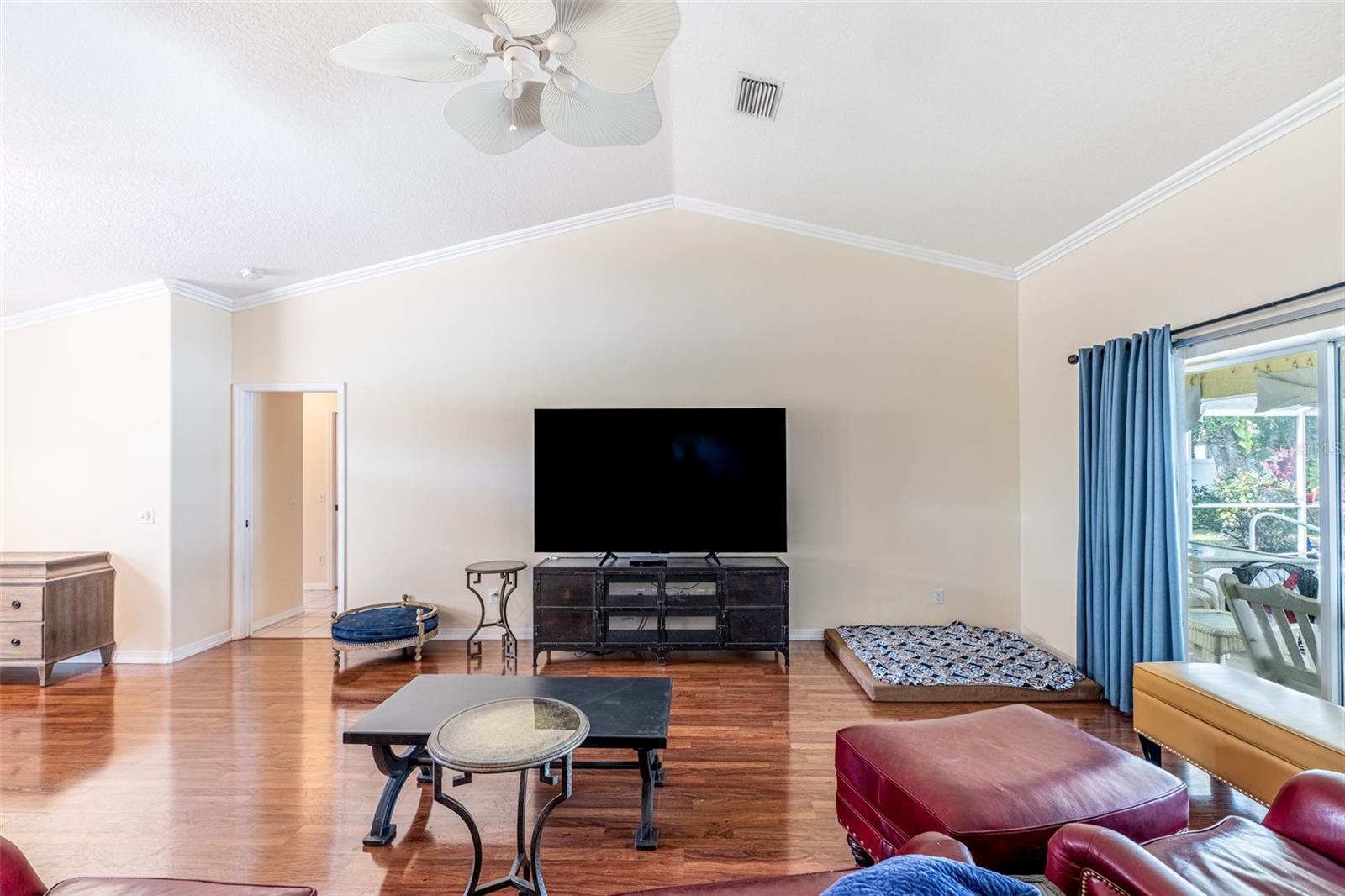 Image 12 of 50 For 604 129th Street Ne