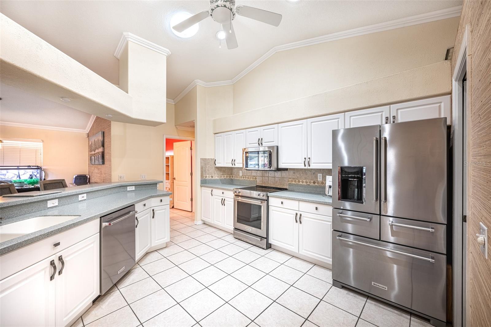 Image 16 of 50 For 604 129th Street Ne