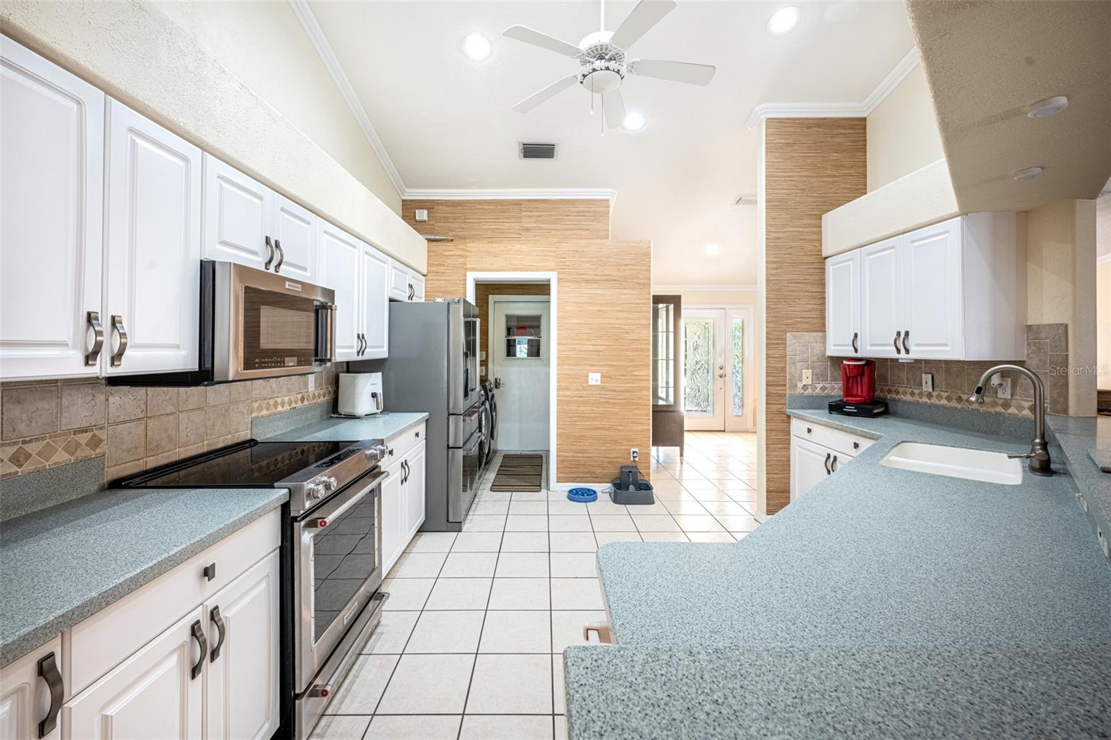 Image 19 of 50 For 604 129th Street Ne