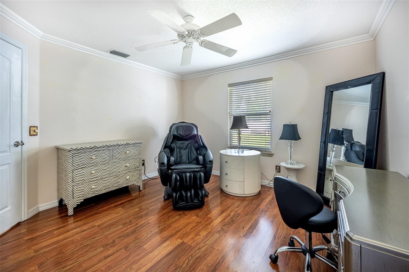 Image 24 of 50 For 604 129th Street Ne