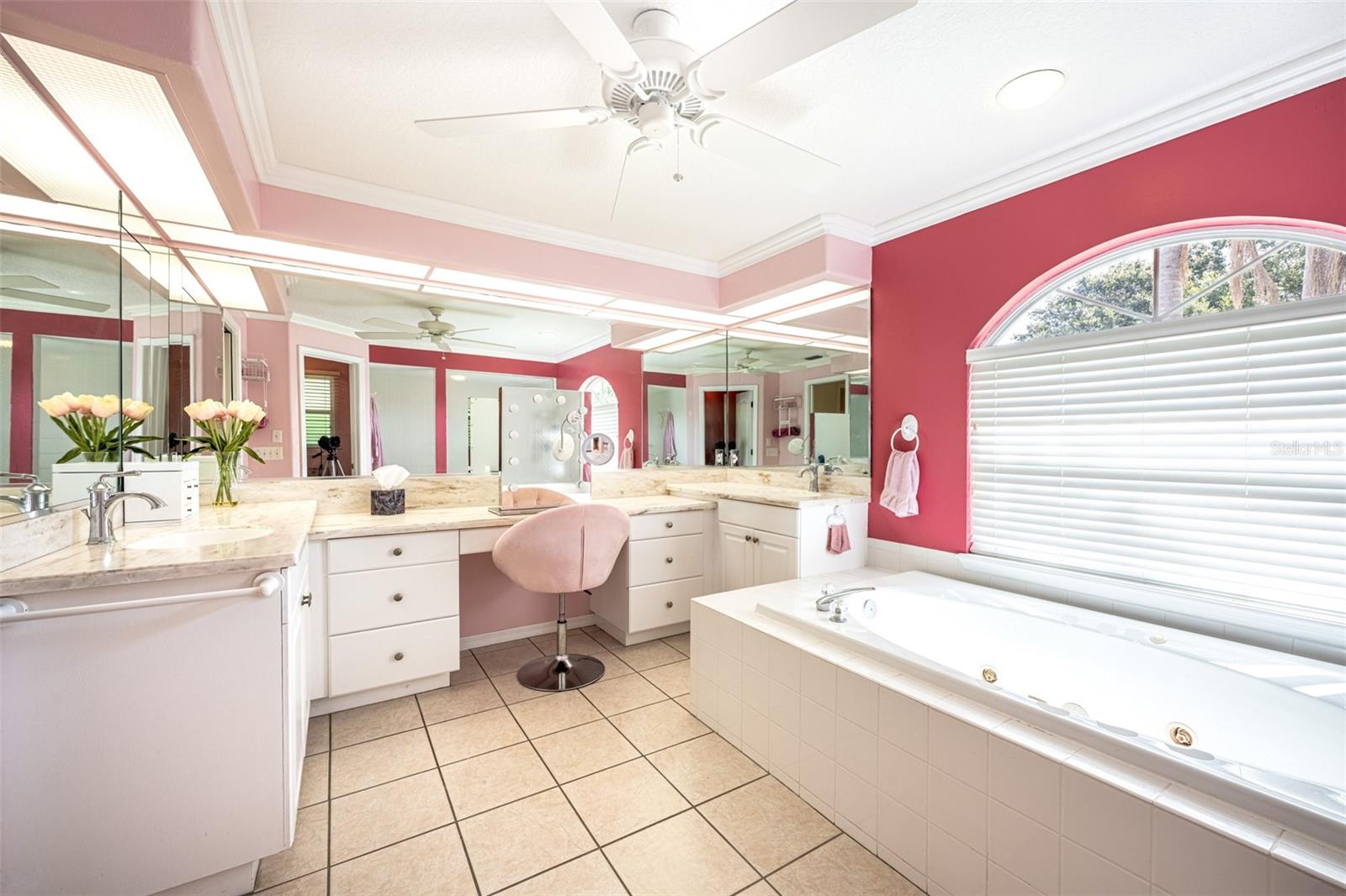 Image 31 of 50 For 604 129th Street Ne