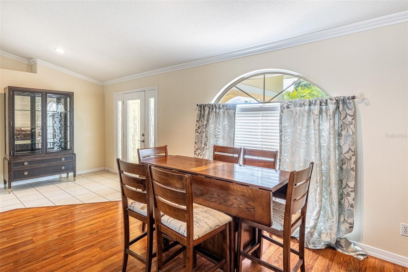 Image 9 of 50 For 604 129th Street Ne