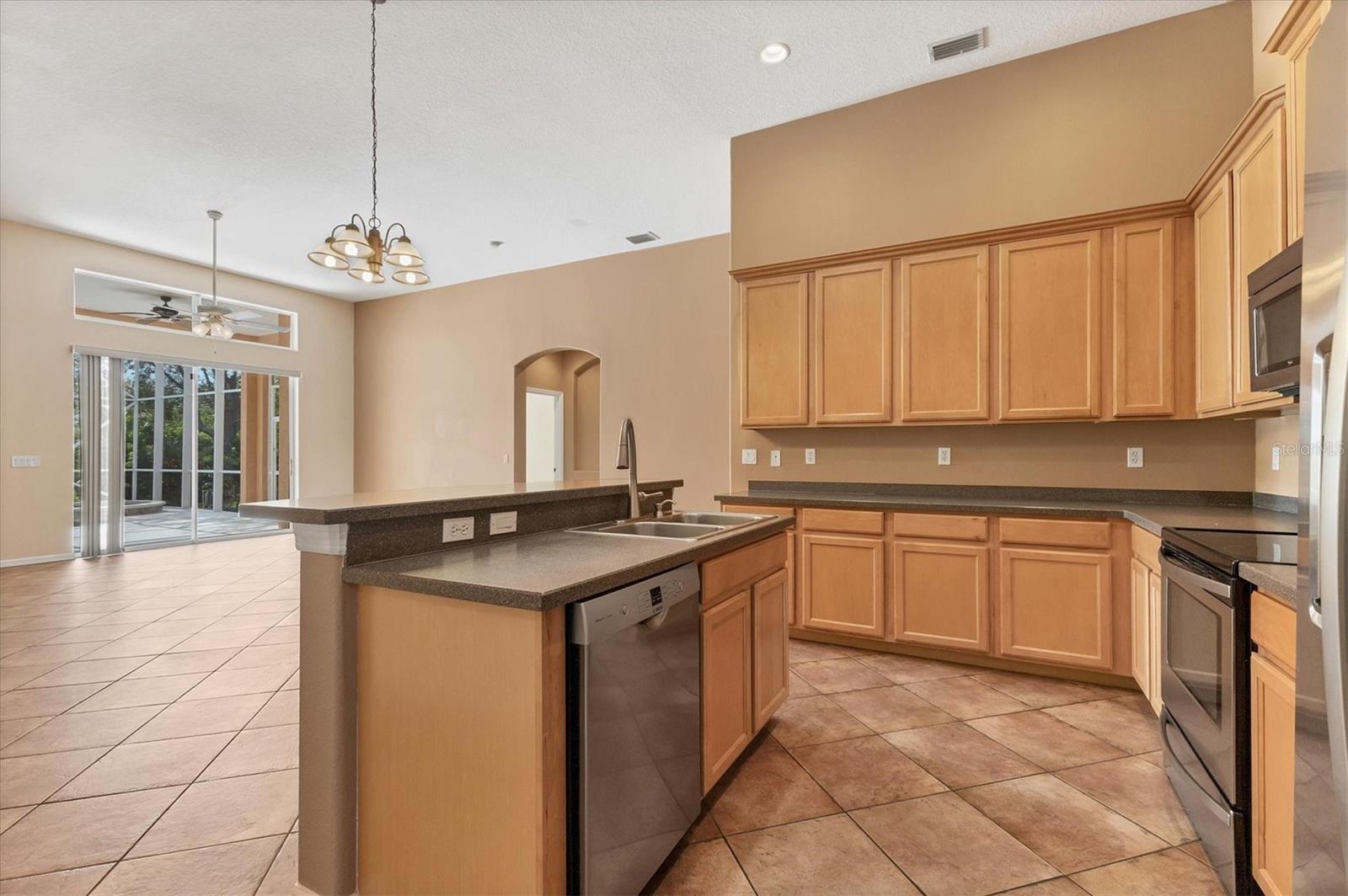 Image 22 of 54 For 7116 56th Terrace E