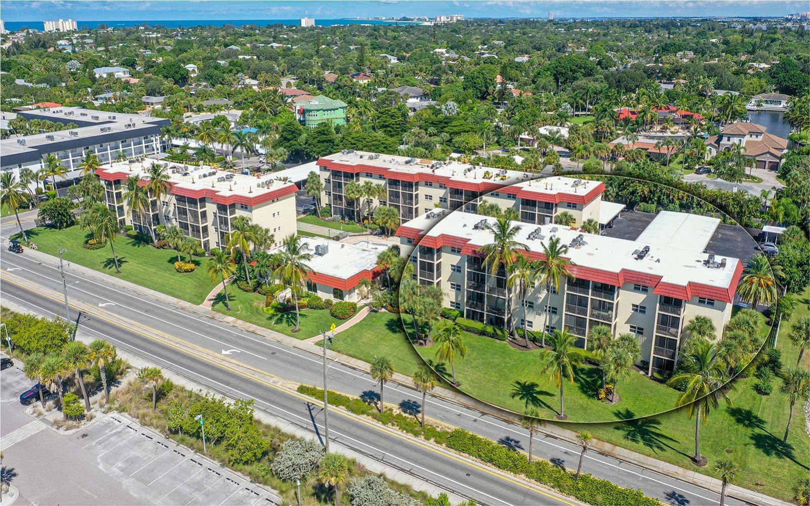 Image 3 of 68 For 925 Beach Road 408