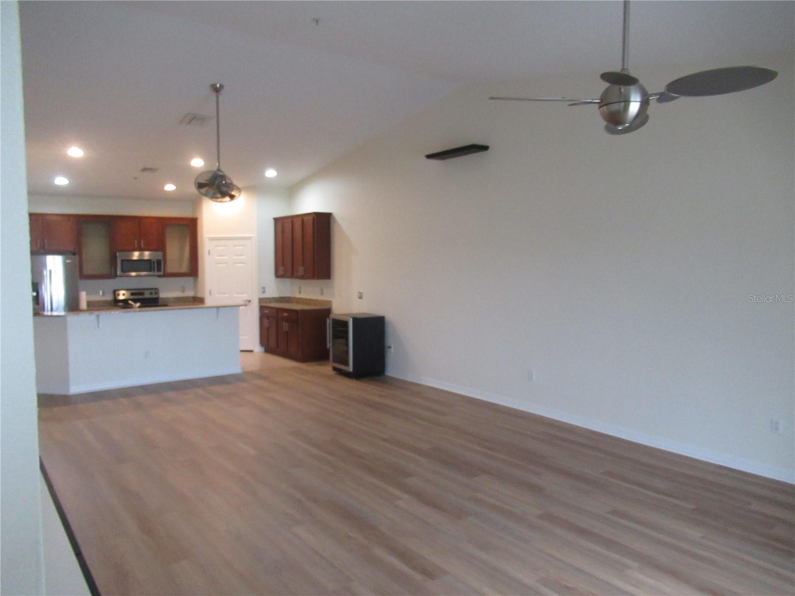 Image 19 of 24 For 8727 Karpeal Drive 1005