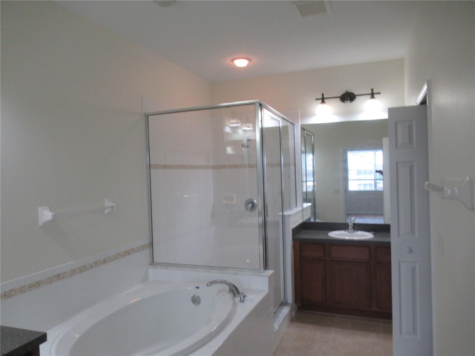 Image 6 of 24 For 8727 Karpeal Drive 1005