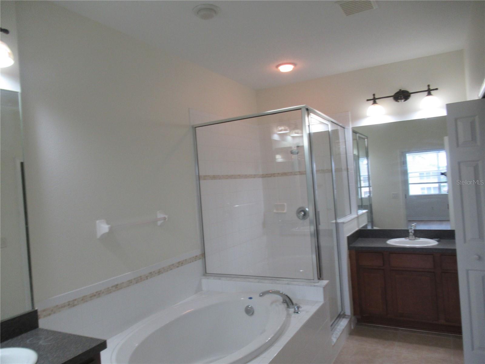 Image 7 of 24 For 8727 Karpeal Drive 1005