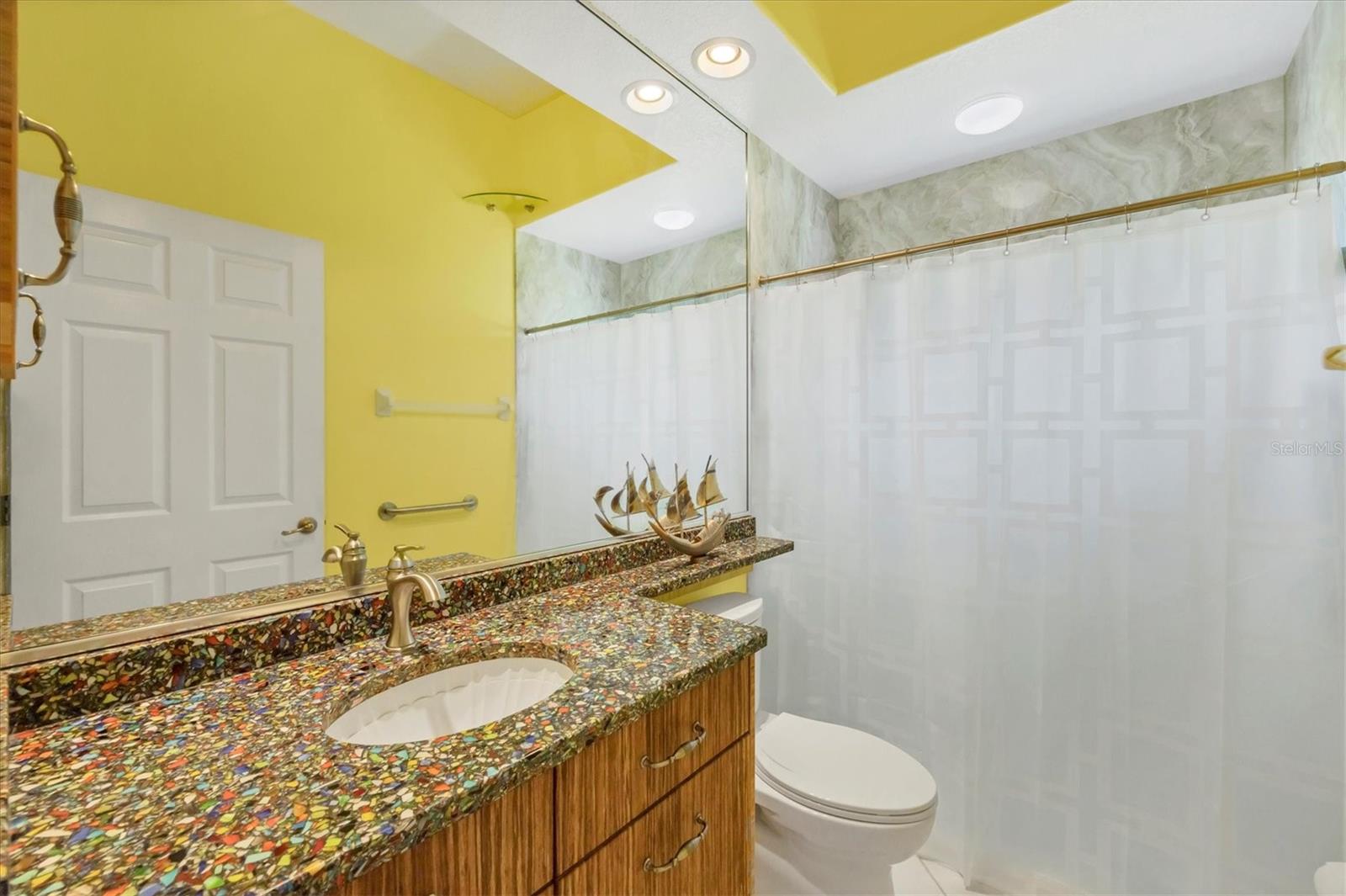Image 20 of 53 For 7005 Goldrush Lane