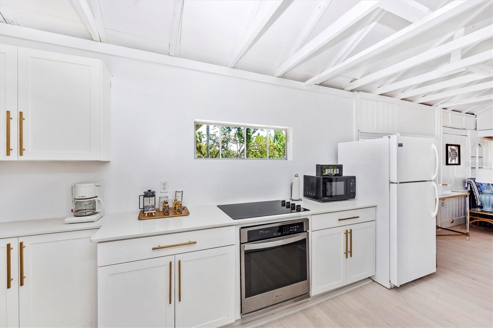 Image 30 of 54 For 2027 Panama Drive