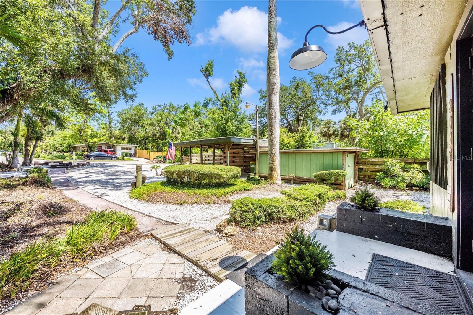Image 49 of 54 For 2027 Panama Drive