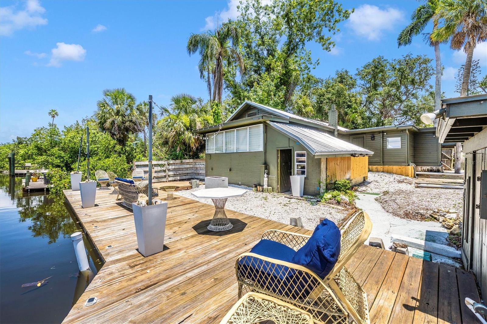 Image 6 of 54 For 2027 Panama Drive