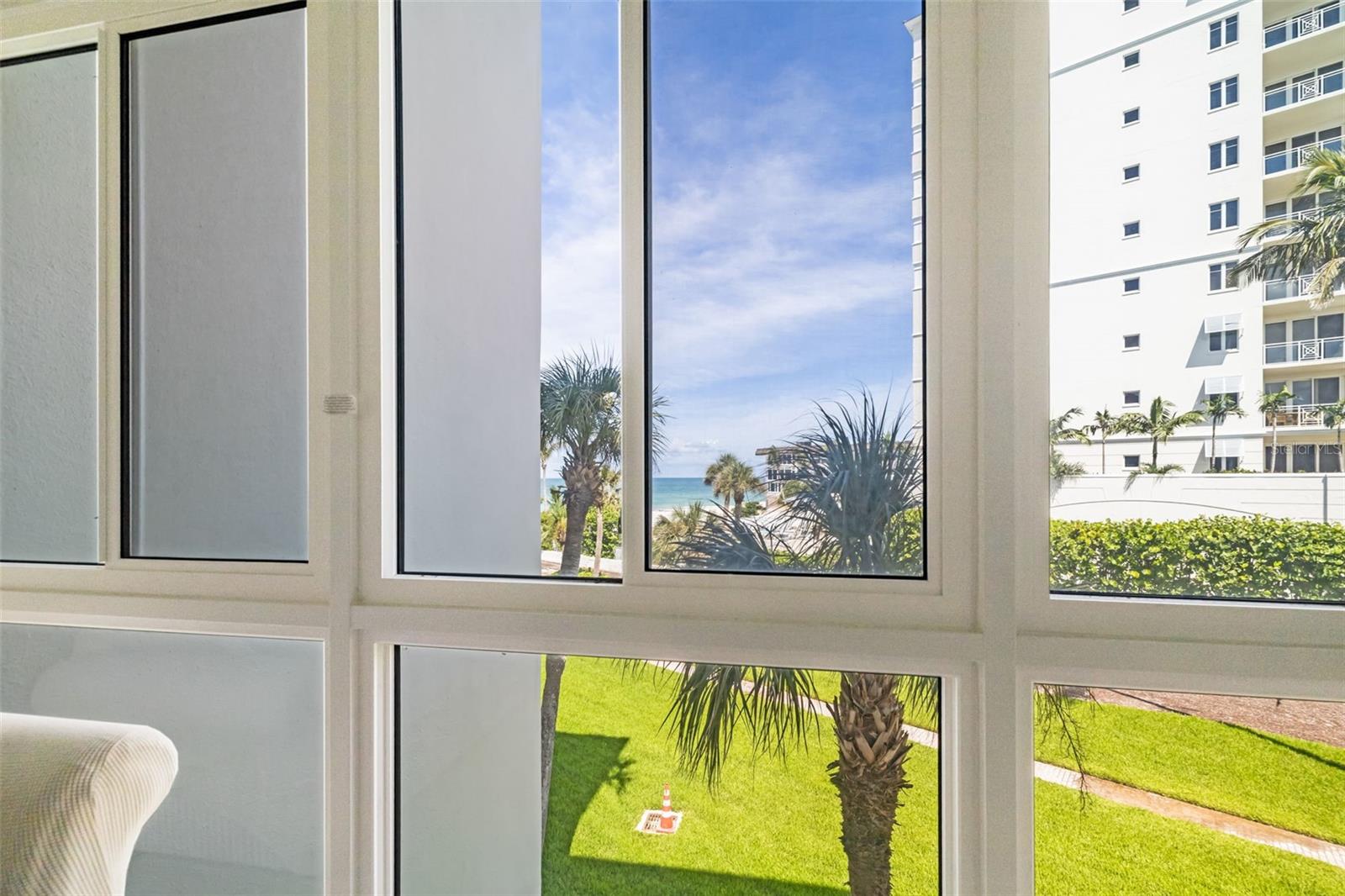Image 10 of 69 For 2110 Benjamin Franklin Drive 301