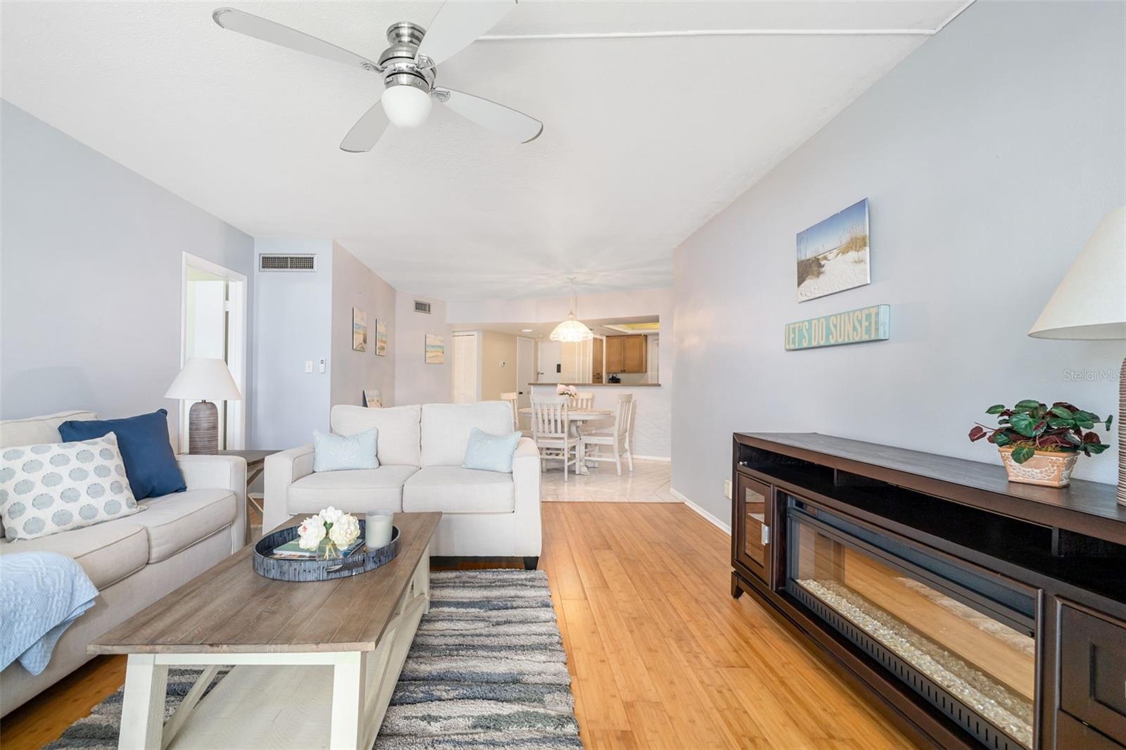 Image 15 of 69 For 2110 Benjamin Franklin Drive 301