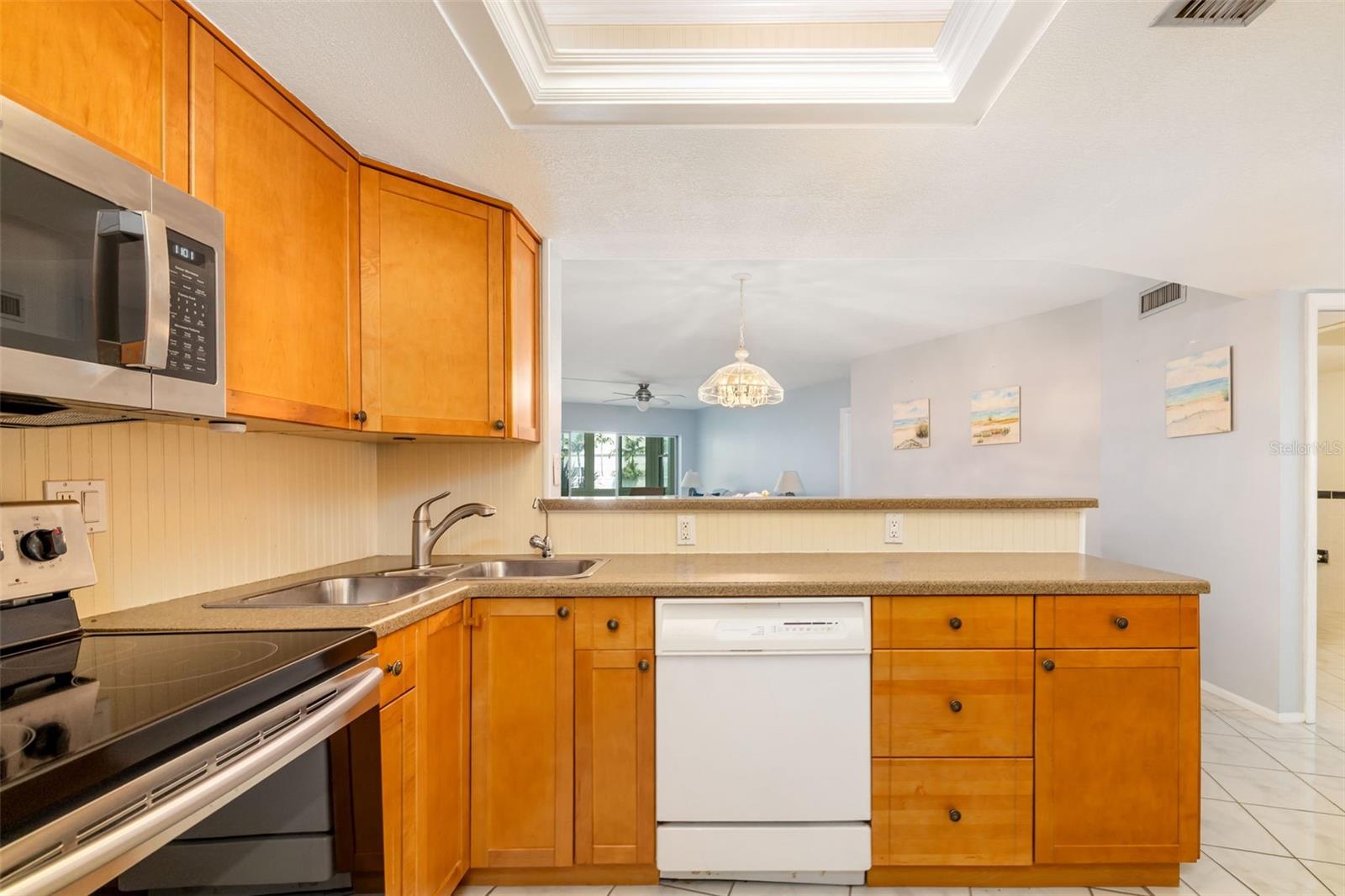 Image 19 of 69 For 2110 Benjamin Franklin Drive 301