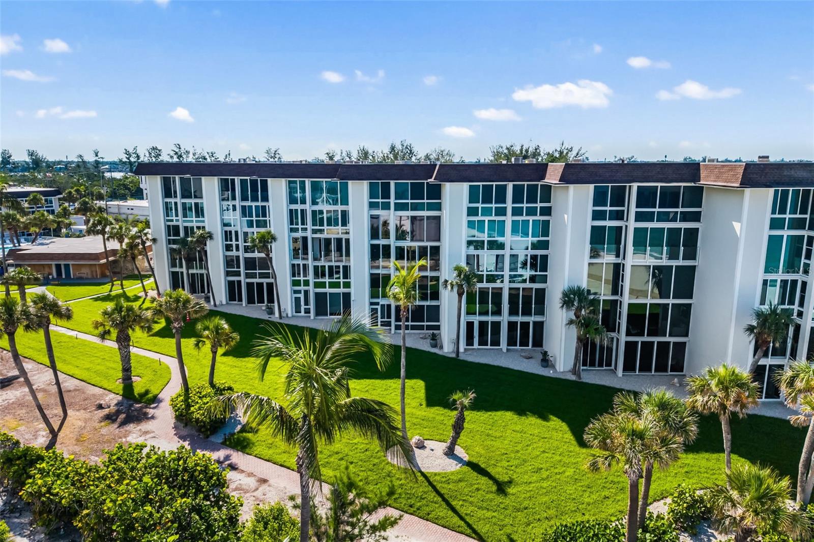 Image 2 of 69 For 2110 Benjamin Franklin Drive 301
