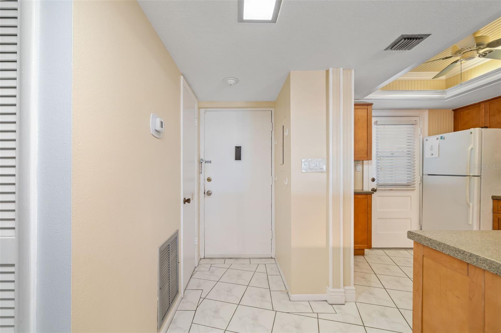Image 22 of 69 For 2110 Benjamin Franklin Drive 301