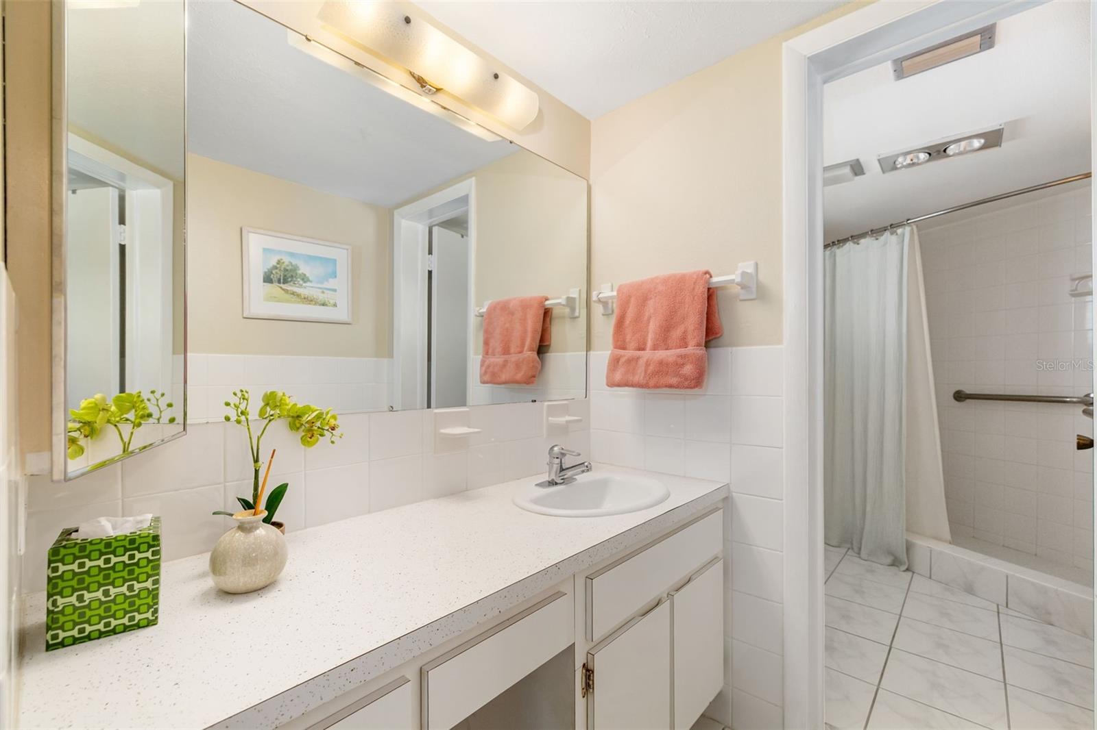 Image 28 of 69 For 2110 Benjamin Franklin Drive 301